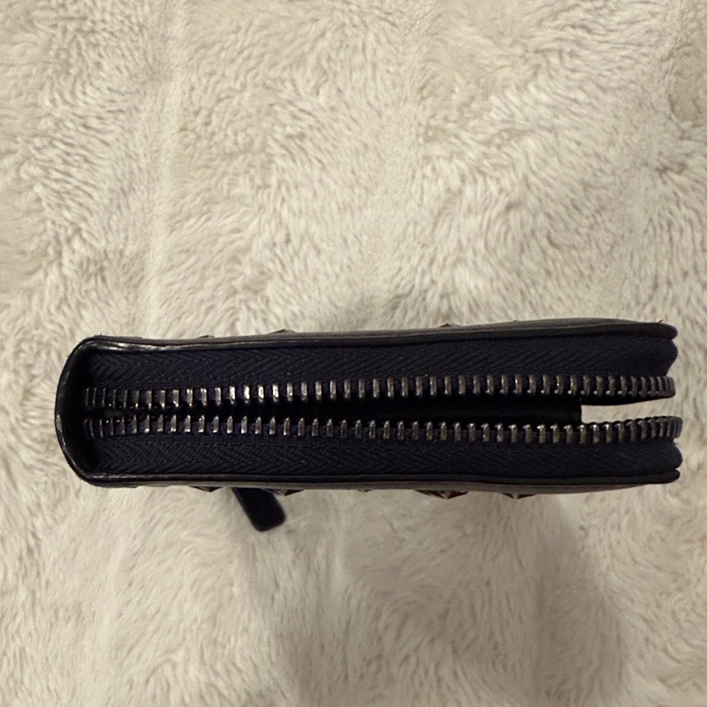 Jimmy Choo Navy Zippy Wallet with Silver Star Studs - Picture 3 of 9